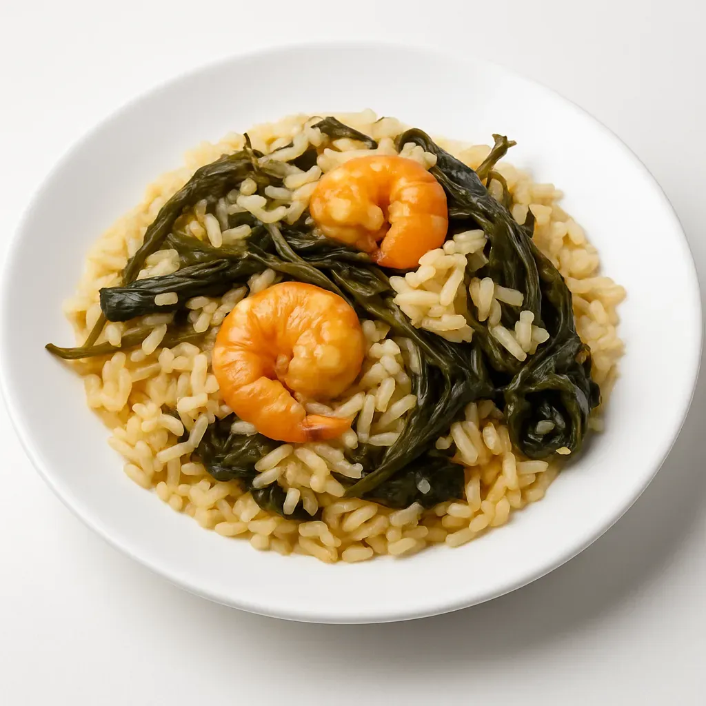 A traditional Brazilian dish from the Pará region, combining shrimp, rice, tucupí, and jambú for a vibrant and flavorful experience.