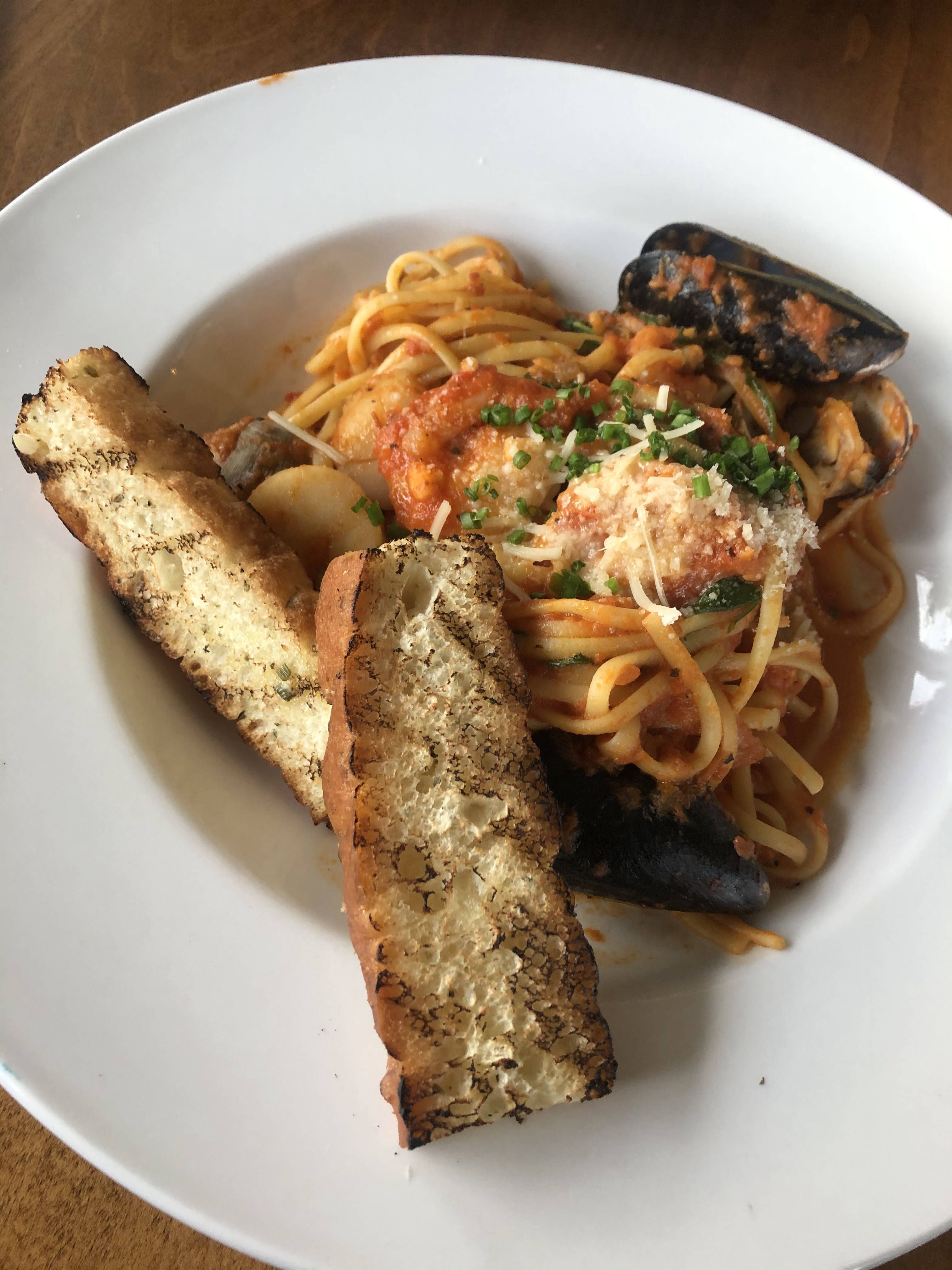 Review: blue canoe, Linguine Arrabbiata