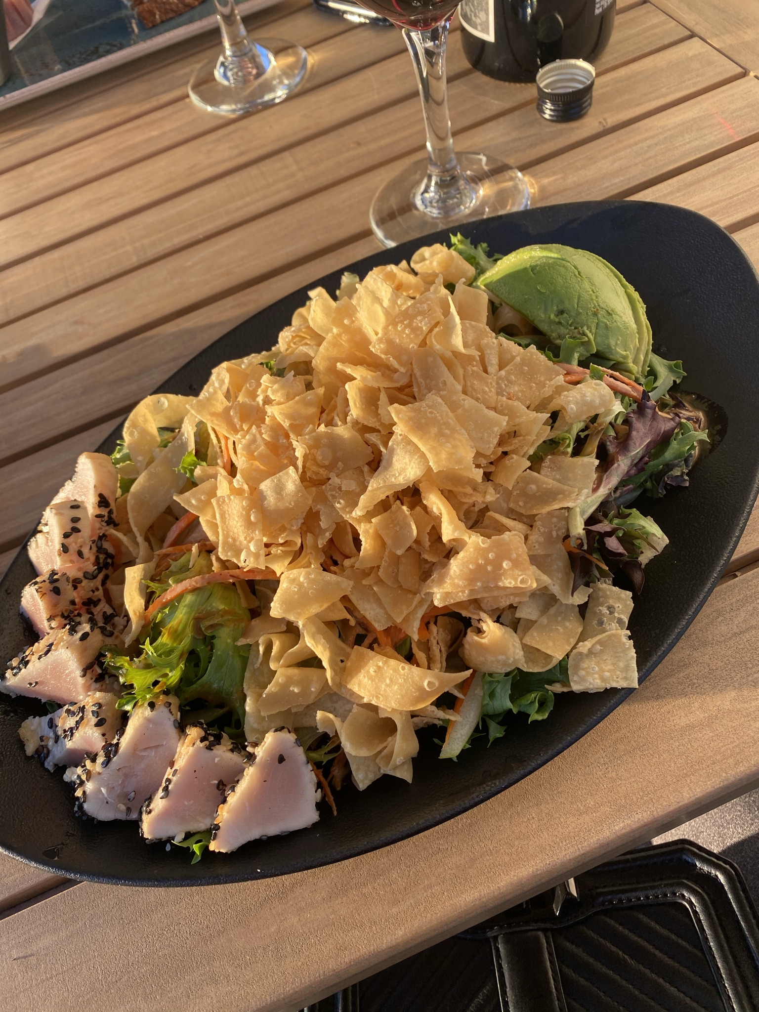 Review: blue canoe, Sesame Seed Crusted Albacore Tuna Tataki Salad