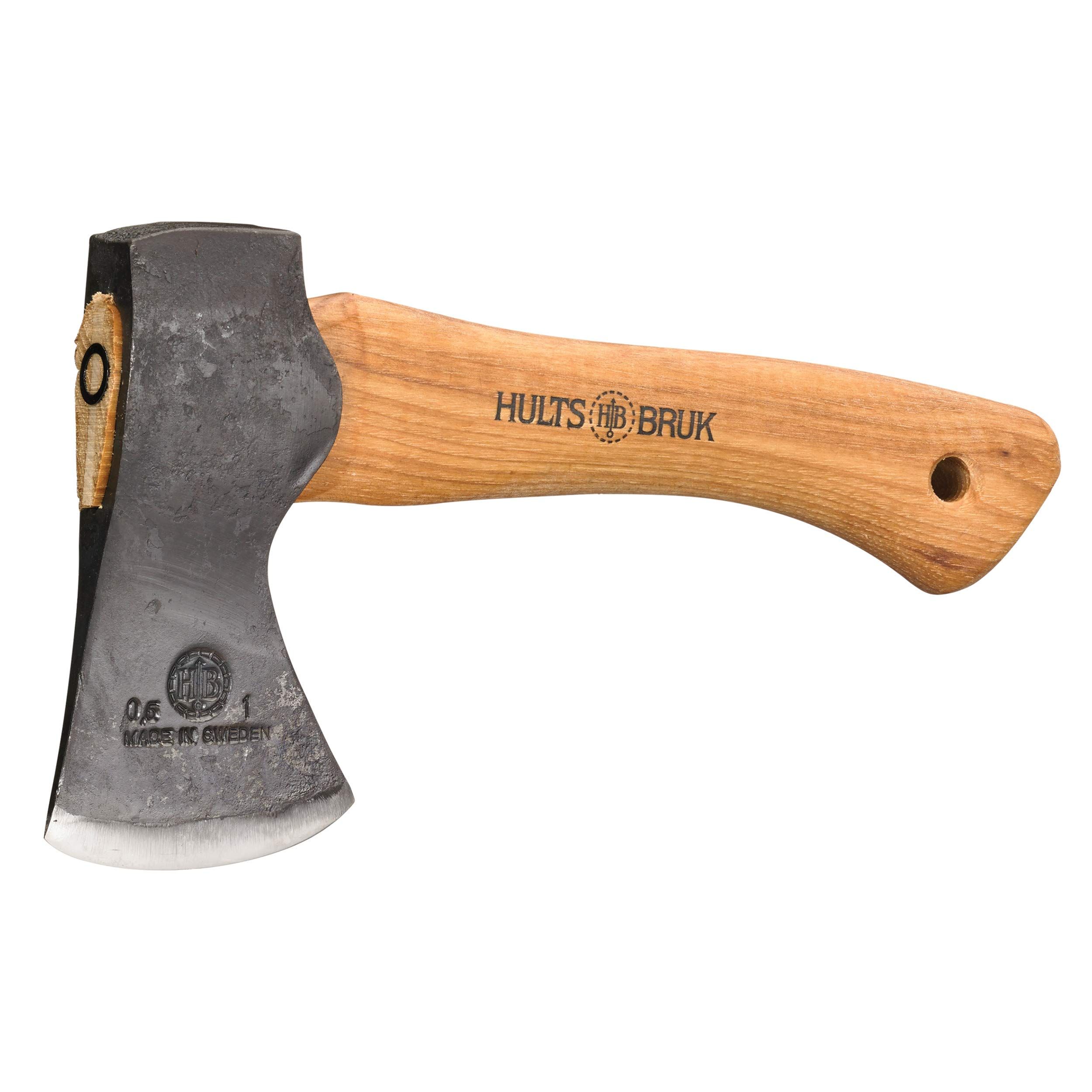 Experience the exceptional quality and durability of the Hults Bruk Jonaker Hatchet. Crafted with precision and care, this hatchet features a unique hand grinding production process that enhances the steel's density, ensuring unparalleled durability. The result? A hatchet that can withstand even the toughest tasks with ease.