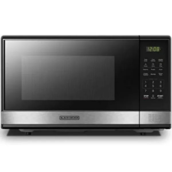 The Black + Decker 1.1 cubic foot 1000 watt stainless steel microwave is a professional-style kitchen appliance that offers a spacious interior and 10 power levels for optimum cooking results. It boasts a large LED digital display that not only displays the cooking time remaining but can also function as a clock and countdown timer.