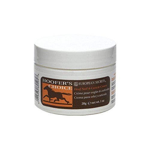 The Hoofer's Choice Hoof Nail and Cuticle Cream from Supernail is every nail care enthusiast's best friend. This cream deeply moisturizes cuticles, leaving them soft and supple. It also protects and strengthens nails, making them less prone to breakage and damage. The cream is efficient, effectively delivering results in no time.
