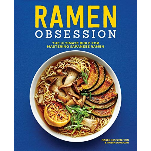 Local flavors abound —From hearty Sapporo ramen to bold Takayama ramen and beyond, take your taste buds on a tour of Japan’s diverse regional varieties. Broth in the bat of an eye —Save time with convenient methods for making chicken, pork, and vegan ramen broths with an electric pressure cooker.