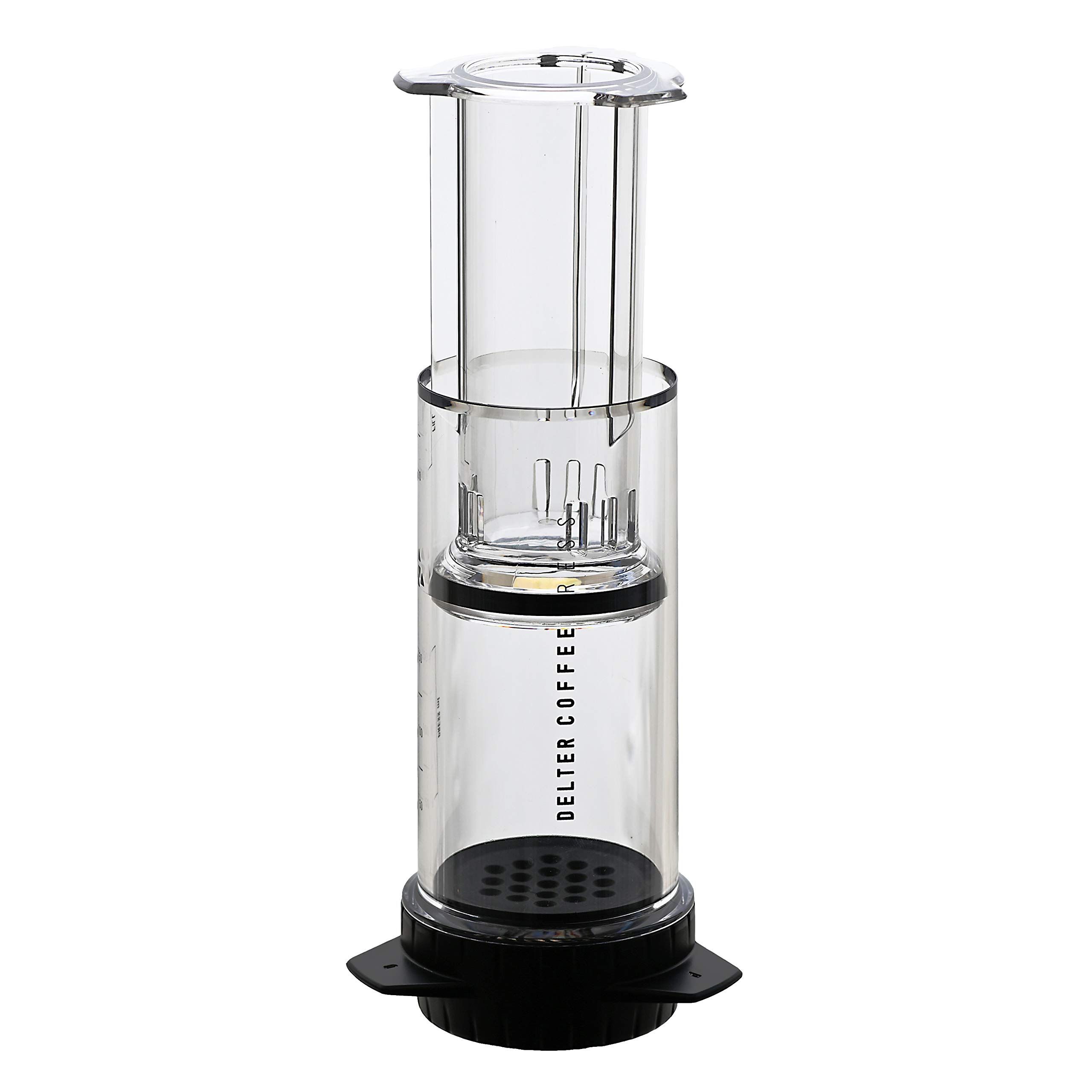 The Delter Coffee Press revolutionizes the art of brewing by combining the best techniques from pour-over, immersion, and espresso brewing methods. This innovative device features three key components: the immersion chamber, the coffee bed, and the water diffuser.