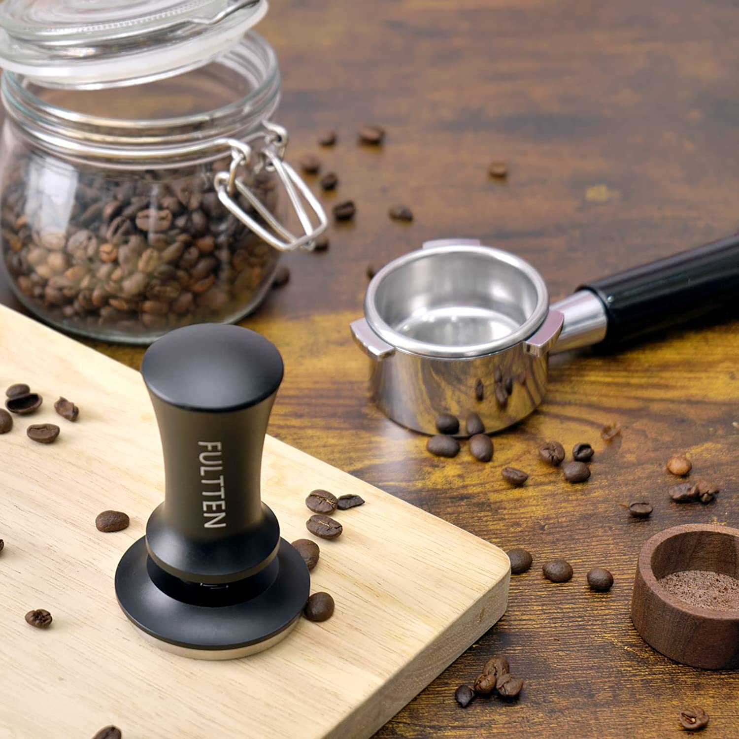 Not only is our tamper made with top-notch materials, but it is also calibrated to provide a perfect tamp every time. With a pressure-sensitive mechanism, it compacts the coffee grounds with consistent pressure, resulting in the best possible tasting espresso shot.