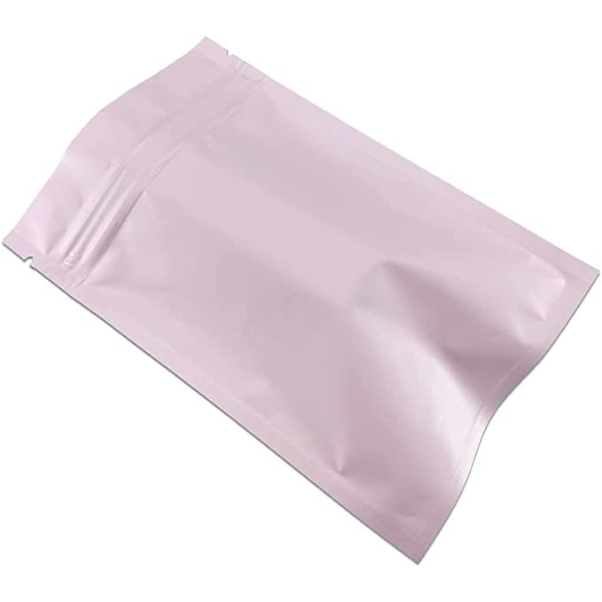 This convenient pack of 100 pouches is available in various sizes, with the 8x12cm (3.1x4.7 inch) option perfectly suited for storing small treats like candies, chocolates, nuts, and spices. Additionally, these bags are also offered in a vibrant pink color, making them an adorable choice for party favors and wedding candy bags.