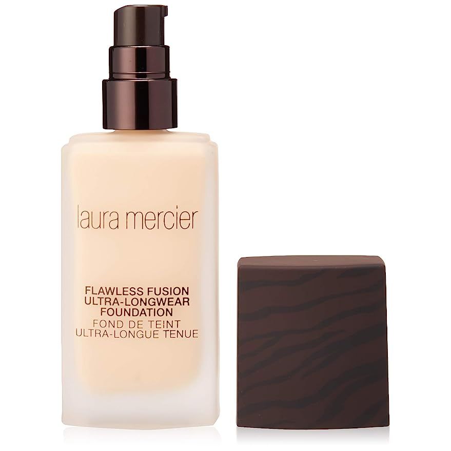 Discover ultimate perfection with Laura Mercier's Flawless Fusion Ultra-Longwear Foundation in the versatile shade of Creme. This state-of-the-art foundation is meticulously crafted to deliver an impeccable, long-lasting coverage in a convenient 1 oz bottle, perfect for achieving a flawless complexion from dawn to dusk.