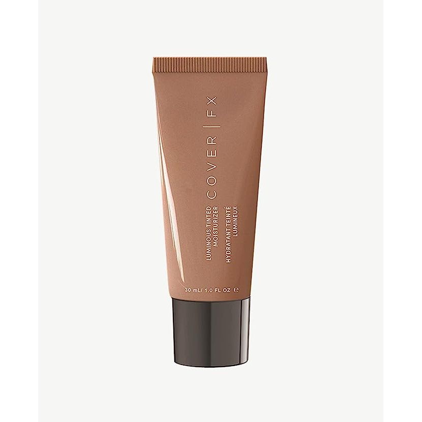 Achieve a radiant, natural glow with COVER FX Luminous Tinted Moisturizer—the ultimate skincare-infused beauty solution. Designed for seekers of effortless beauty, our lightweight formula offers sheer coverage that harmonizes with all skin types.