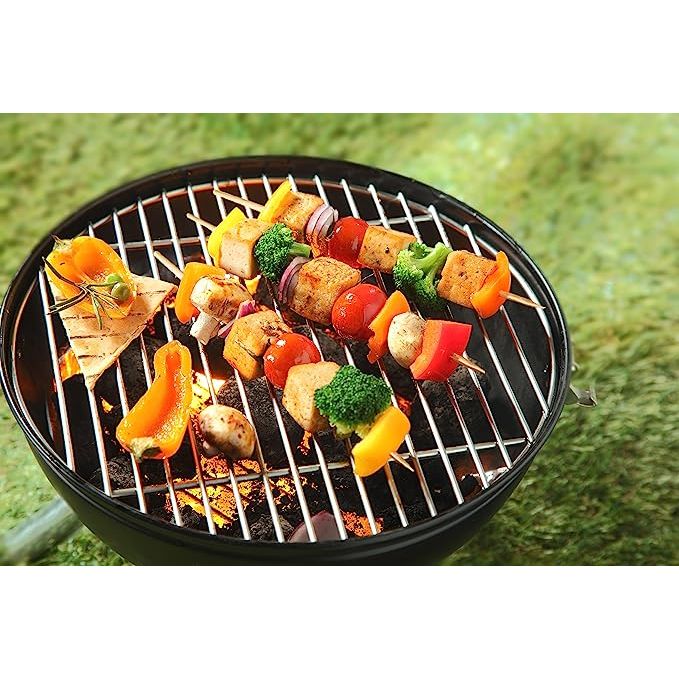 HIC Harold Import Co. is a leading brand that offers a wide range of quality kitchenware products. One of their popular products is the HIC Bamboo BBQ, Kabob and Grill Skewers.
This set of skewers comes in a pack of 100, each measuring 8 inches long.