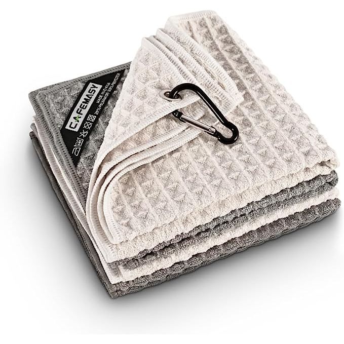 Enhance your coffee bar experience with the Espresso Machine Accessories Barista Towel - CAFEMASY Microfiber Cleaning Towel with Hook Absorbent Barista Cloths Set. Crafted with convenience and functionality in mind, this essential set is perfect for baristas who take pride in maintaining their espresso machines to perfection.