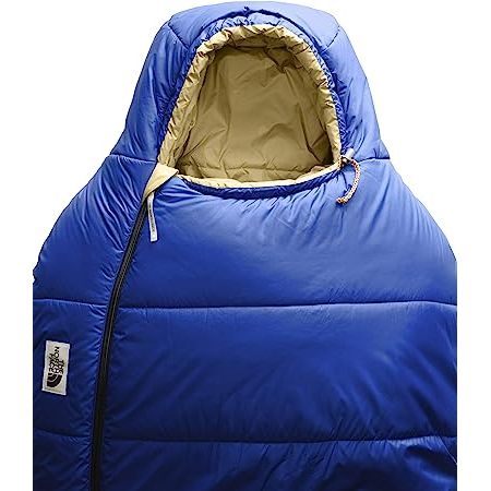 The North Face Eco Trail Synthetic 20 Sleeping Bag - Men's is a popular choice for backpackers, campers, and outdoor enthusiasts looking for a comfortable and reliable sleeping bag that is also environmentally conscious.
One of the standout features of this sleeping bag is its eco-friendly design.