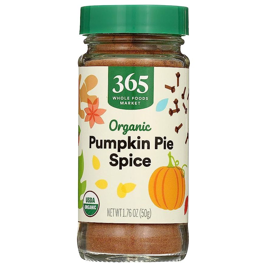 Experience the delightful blend of traditional pumpkin pie flavor and organic goodness with the Spice Pumpkin Pie Organic snack bar from 365 by Whole Foods Market. This delectable 1.