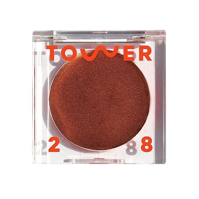 An additional advantage of this cream bronzer is that it is silicone-free. Silicone is a common ingredient found in many cosmetic products, but it may not suit everyone's skin. By eliminating silicone from its formulation, Tower 28 has ensured that this bronzer is suitable for a wider range of users, including those with sensitive or reactive skin.