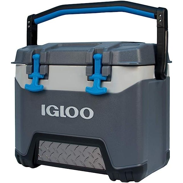 Introducing a high-performance and durable solution for keeping your beverages and perishables ice-cold during outdoor activities, the Igloo Heavy-Duty 25 Qt Ice Chest Cooler with Cool Riser Technolog