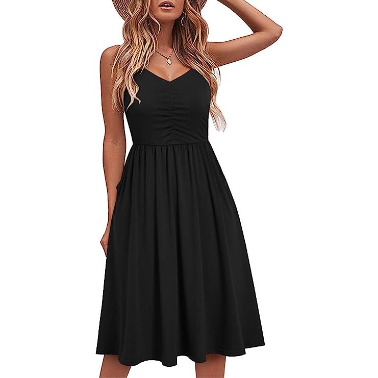 The A-line silhouette of YATHON Casual Dresses flatters all body types, making them suitable for women of all shapes and sizes. The loose-fitting nature of the dress provides freedom of movement and allows for easy style customization. Elasticized waistbands cinch the dress at the waist, highlighting your natural curves and creating a flattering hourglass figure. 