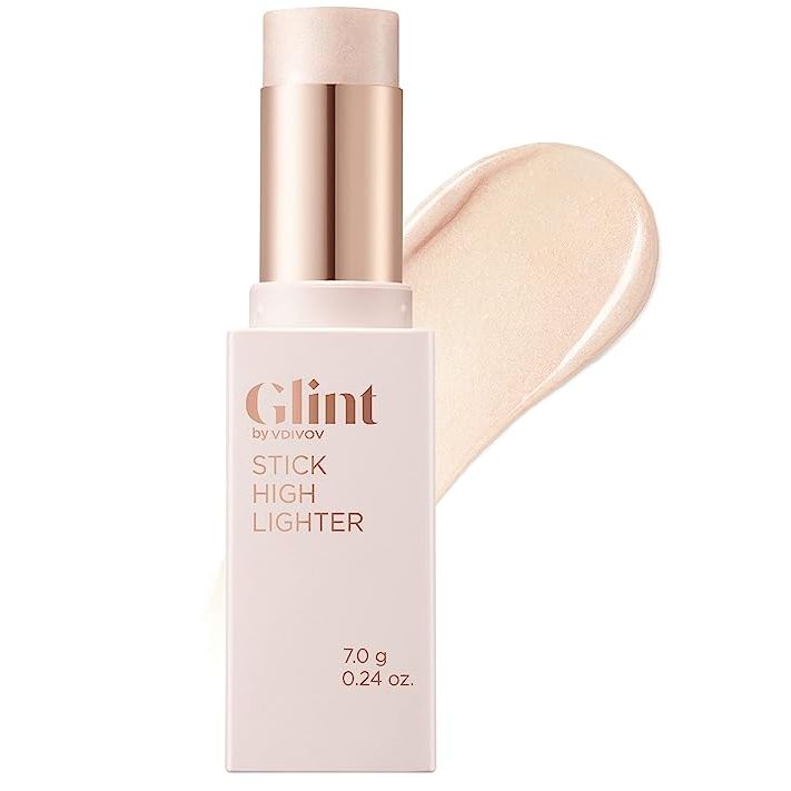 Introducing the multi-functional and innovative Stick Highlighter from Glint. This product is not your average highlighter - it can be used as a blush, eyeshadow, or a regular highlighter, making it a true multi-tasking wonder.