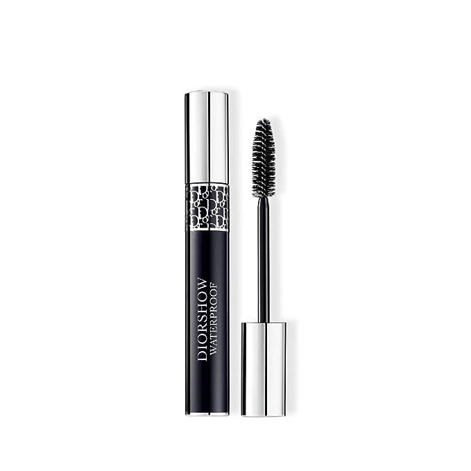 Elevate your lash game with our cutting-edge mascara, meticulously crafted to amplify your natural beauty and bestow upon you show-stopping lashes from dawn to dusk. Formulated for endurance, our smudge-proof solution braves every challenge, ensuring your mascara remains immaculate in any situation.