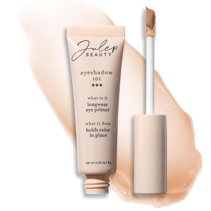 Unleash the full potential of your eyeshadow with the Julep Eyeshadow 101 Long Wear Eye Primer, your secret weapon for vibrant, all-day eye looks. This feather-light primer, infused with the skin-loving goodness of green tea, creates the perfect canvas for any eyeshadow. Designed to weigh a mere 0.