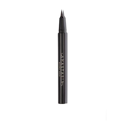 Elevate your eyebrow game with the celebrated Anastasia Beverly Hollywood Brow Pen - an essential beauty tool designed to define and enhance your brows with supreme ease. This cutting-edge brow product by the esteemed Anastasia Beverly Hills is revered for creating impeccable, salon-quality arches from the comfort of your home.