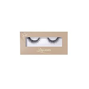 Our Everyday Collection's False Lashes are perfect for daily use. Designed to be shorter and more natural-looking, these lashes can be worn every day without feeling too heavy or overdone. We even had eyeglass wearers in mind when creating these lashes, ensuring they are only 13mm in length to prevent any interference with your frames.