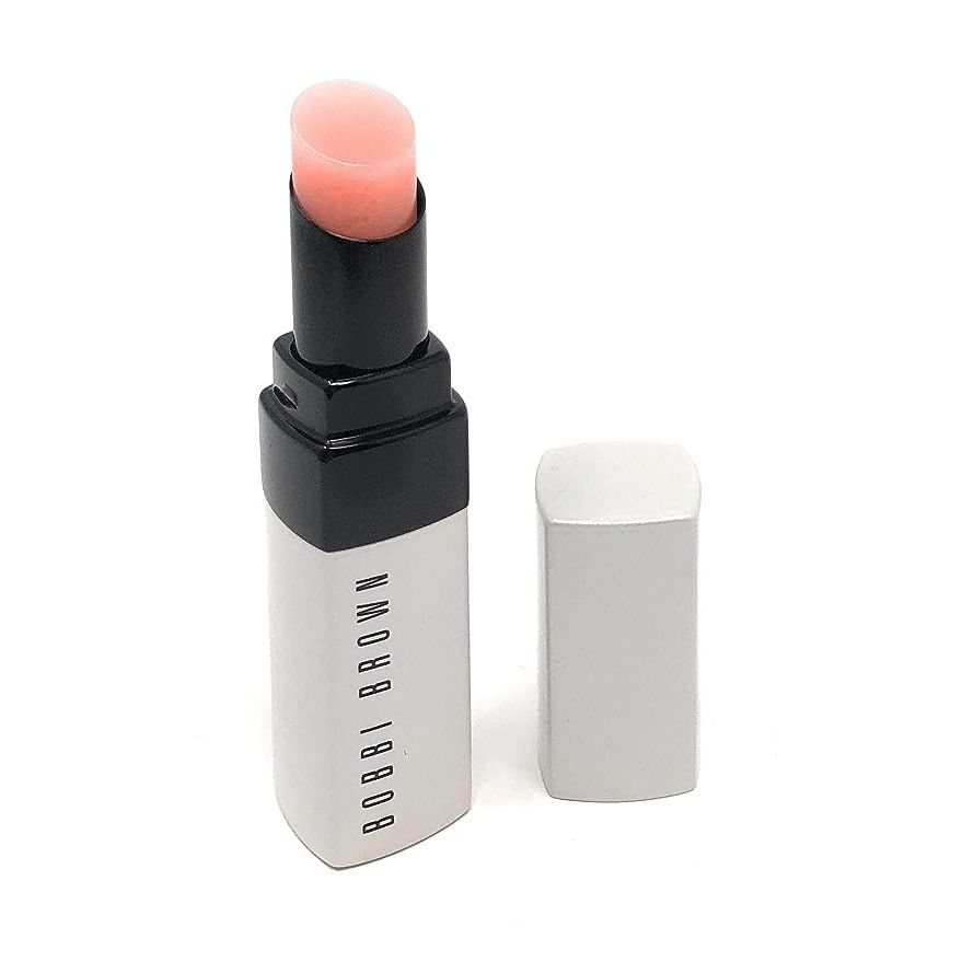 Enhance and pamper your pout with the Bobbi Brown Extra Lip Tint Bare Pink. Discover the perfect balance of subtle color and nourishing care in this beloved formula. Designed to harmonize with the unique chemistry of your lips, this product imparts a personalized hint of tint for an effortlessly polished look.