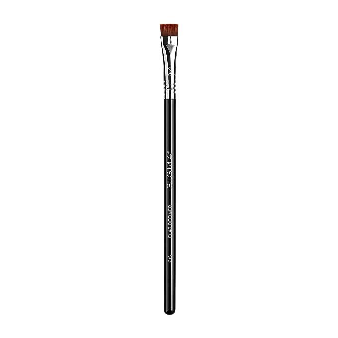 Elevate your eye makeup artistry with our game-changing eyeliner brush, tailored to revolutionize precision lining. Boasting an ingeniously crafted flat and sharp thin edge, this must-have tool promises impeccably sharp and accurate eyeliner application for a makeup artist's result at home.