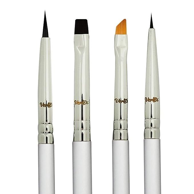 Introducing our Smooth Eyeliner Gel, the perfect tool for achieving precise and clean wing tips and dramatic eyeliners. This eyeliner brush set includes a range of brushes, such as a pencil precision brush, fine point brush, small angled winged liner brush, and flat definer brush, all designed for easy and smooth application.