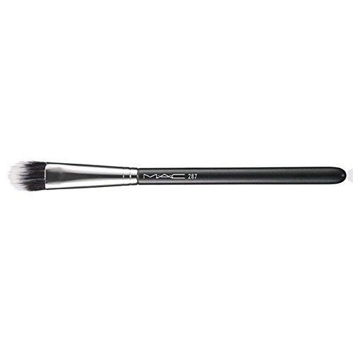 Elevate your eye makeup game with the exceptional MAC 287 Duo Fibre Eye Shadow Brush – the ultimate blending aficionado that beauty enthusiasts and professional makeup artists alike swear by.