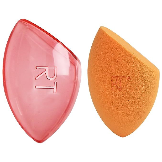 Achieve a flawless foundation finish with the Real Techniques Miracle Complexion Sponge, a game-changing beauty tool designed to enhance your makeup routine. Engineered to work in harmony with liquid foundations, this premium sponge delivers a seamless application, effortlessly blurring imperfections for a picture-perfect complexion.