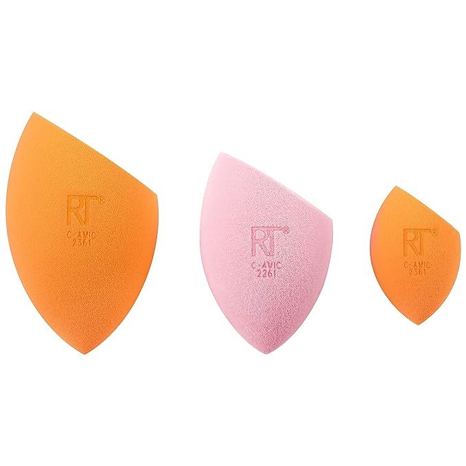 Rounding out the collection is the innovatively designed Miracle Powder Sponge, crafted to optimize your powder application. Whether you're setting your look or baking with finesse, this sponge provides targeted action and blends to perfection, ensuring enduring wear and a crease-free complexion. Beyond performance, these sponges are a conscious choice—vegan, cruelty-free, latex-free, and dermatologist-tested for sensitive skin. Embrace the Real Techniques Ultimate Makeup Sponge Trio for a luxury application experience, and elevate your beauty routine to professional heights with ease.