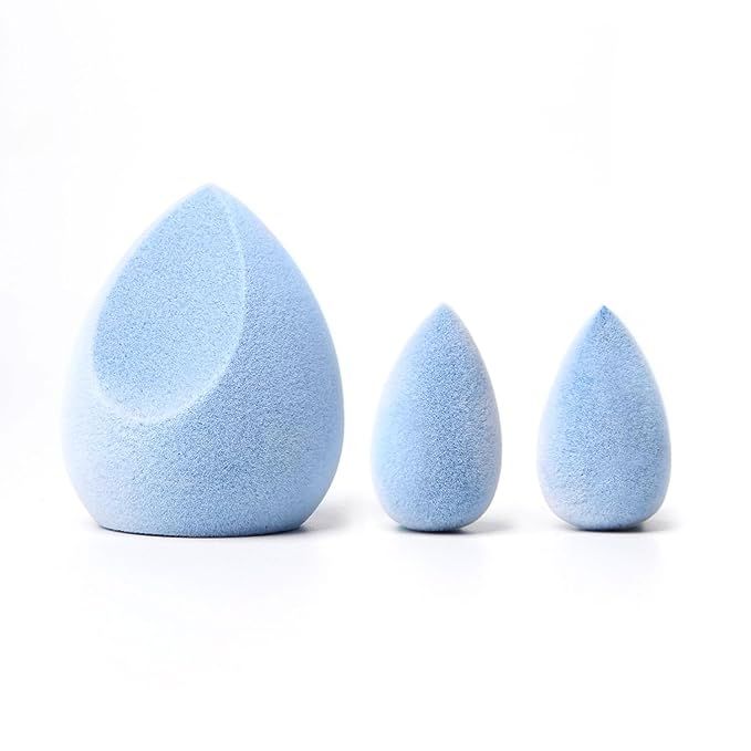 Experience a transformative approach to your makeup application with our state-of-the-art makeup sponge. Meticulously engineered using superior microfiber technology, our sponge offers a luxurious and gentle touch against the skin.