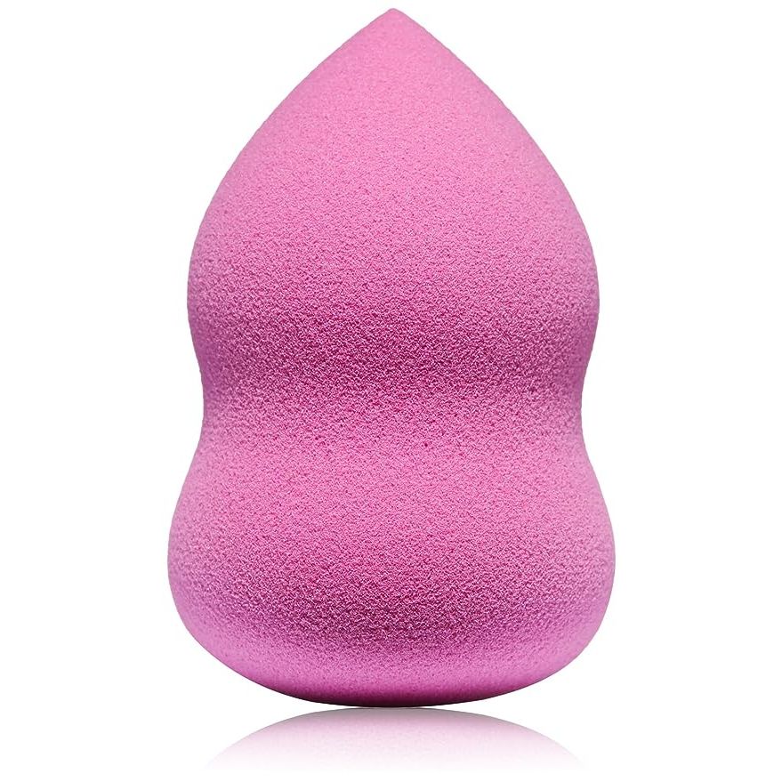 Elevate your makeup routine with L'Oreal Paris's Infallible Blend Artist Makeup Blender Sponge—a must-have beauty tool for achieving seamless, airbrushed complexion perfection. Expertly crafted using premium materials, this lightweight, 0.8 oz sponge is the makeup artist's secret weapon to flawless coverage and an impeccable finish.