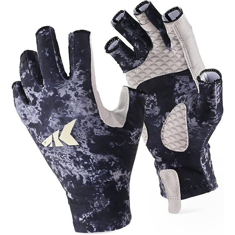 Introducing the KastKing La Sal Sun Gloves, the ultimate fishing gloves designed to provide UPF 50 UV protection for your hands. Our team of expert anglers has crafted these gloves with a focus on comfort and functionality. Made from breathable poly-spandex material, these gloves keep you cool and comfortable all day long, while also shielding your