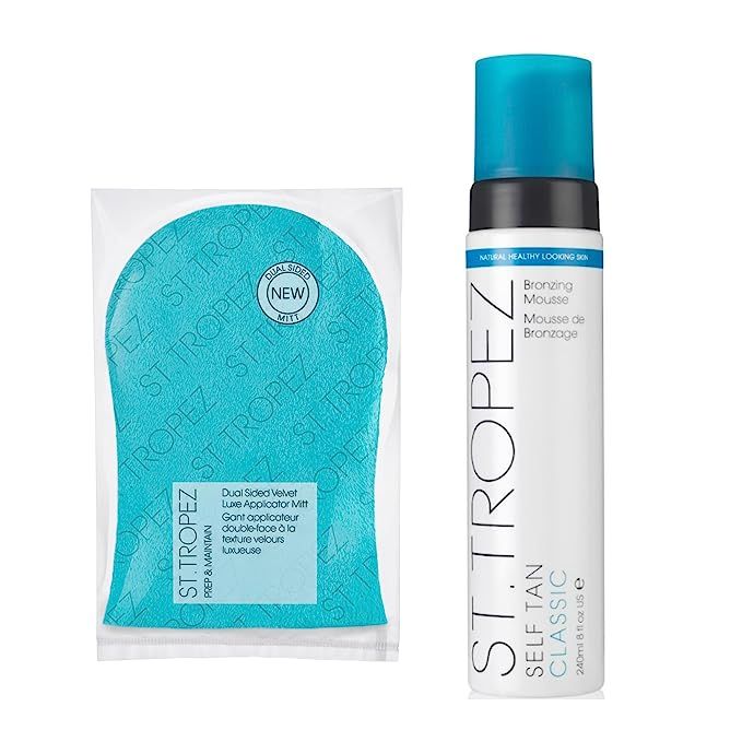 Introducing the St. Tropez Dual Sided Velvet Luxe Self Tanner Mitt, the must-have tool for achieving a flawless, streak-free tan without staining your hands. This innovative mitt is designed to provide an even, flawless finish every time, making it perfect for blending self tanner.