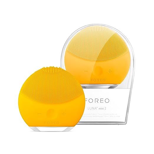 In the world of skincare, maintaining a clean and healthy face is of utmost importance. With various products available in the market, one that stands out for its efficiency and effectiveness is the FOREO LUNA mini 2 Ultra-hygienic Facial Cleansing Brush.