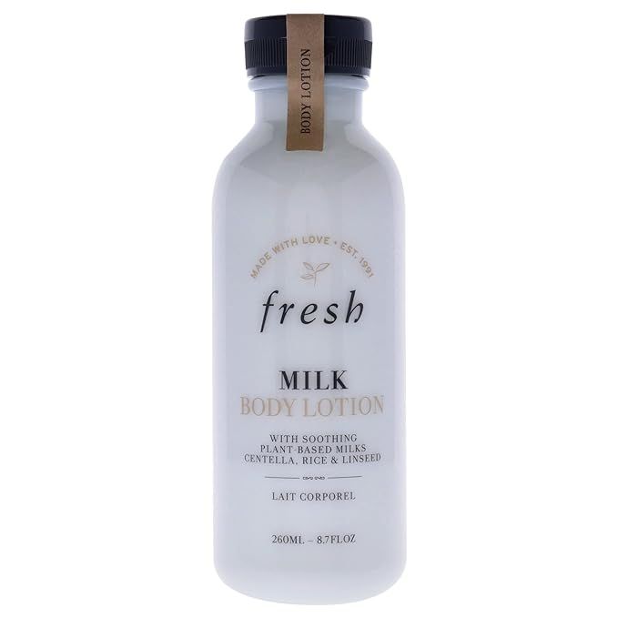 Introducing our daily moisturizing body lotion, a luxurious formula that caters to your skin's every need. Enriched with the goodness of plant-based milks such as centella, rice, and linseed, this lotion provides unparalleled hydration and nourishment to your skin.