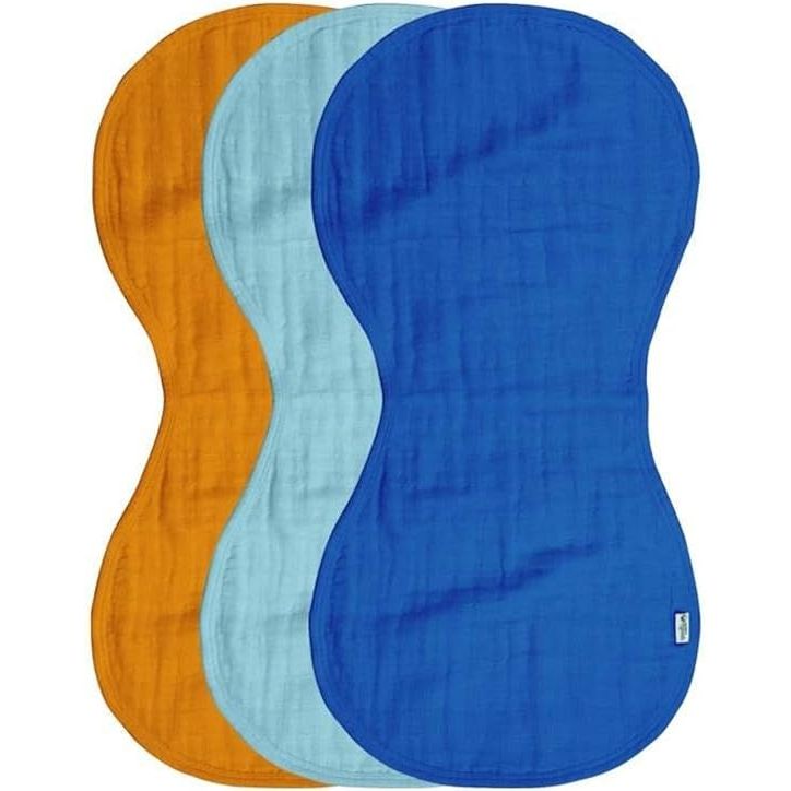 Muslin Burp Cloths made from Organic Cotton are a popular choice among parents looking for a reliable and eco-friendly solution to deal with their baby's sniffles, drips, and drools. These burp cloths are specifically designed to provide maximum absorption while offering superior comfort for both the baby and the caregiver.