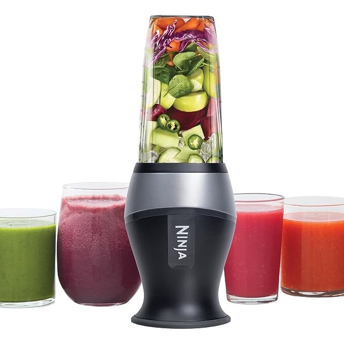 Experience the ultimate blending power with the Ninja Pulse Technology Blender, featuring a robust 700-watt motor base that effortlessly crushes through any ingredients to achieve the perfect texture and consistency for your drinks.