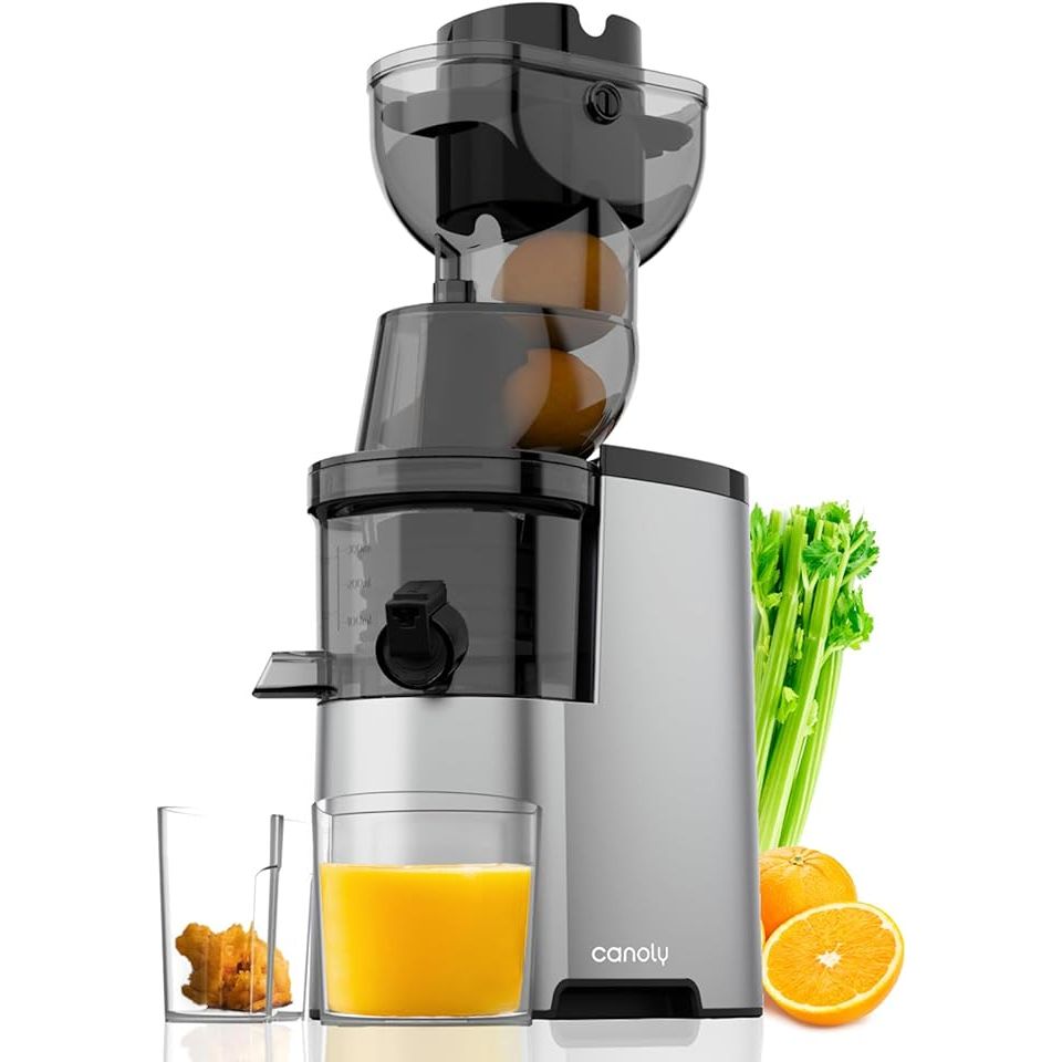 Introducing our innovative new juicer with a larger feed chute, designed to streamline your juicing routine for maximum convenience. The 3.5 inch feed chute simplifies preparation by allowing you to cut fruits and vegetables less or even juice them whole, saving you time in the kitchen.