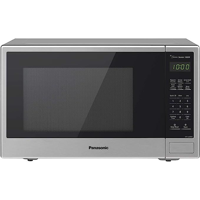 Introducing our powerful and innovative product, the microwave with 1100 watts of high power. This microwave guarantees fast and even cooking, resulting in delicious meals every time. With its 7 preset auto cook menu items and a 13.4 inch turntable, you can easily prepare a variety of dishes.