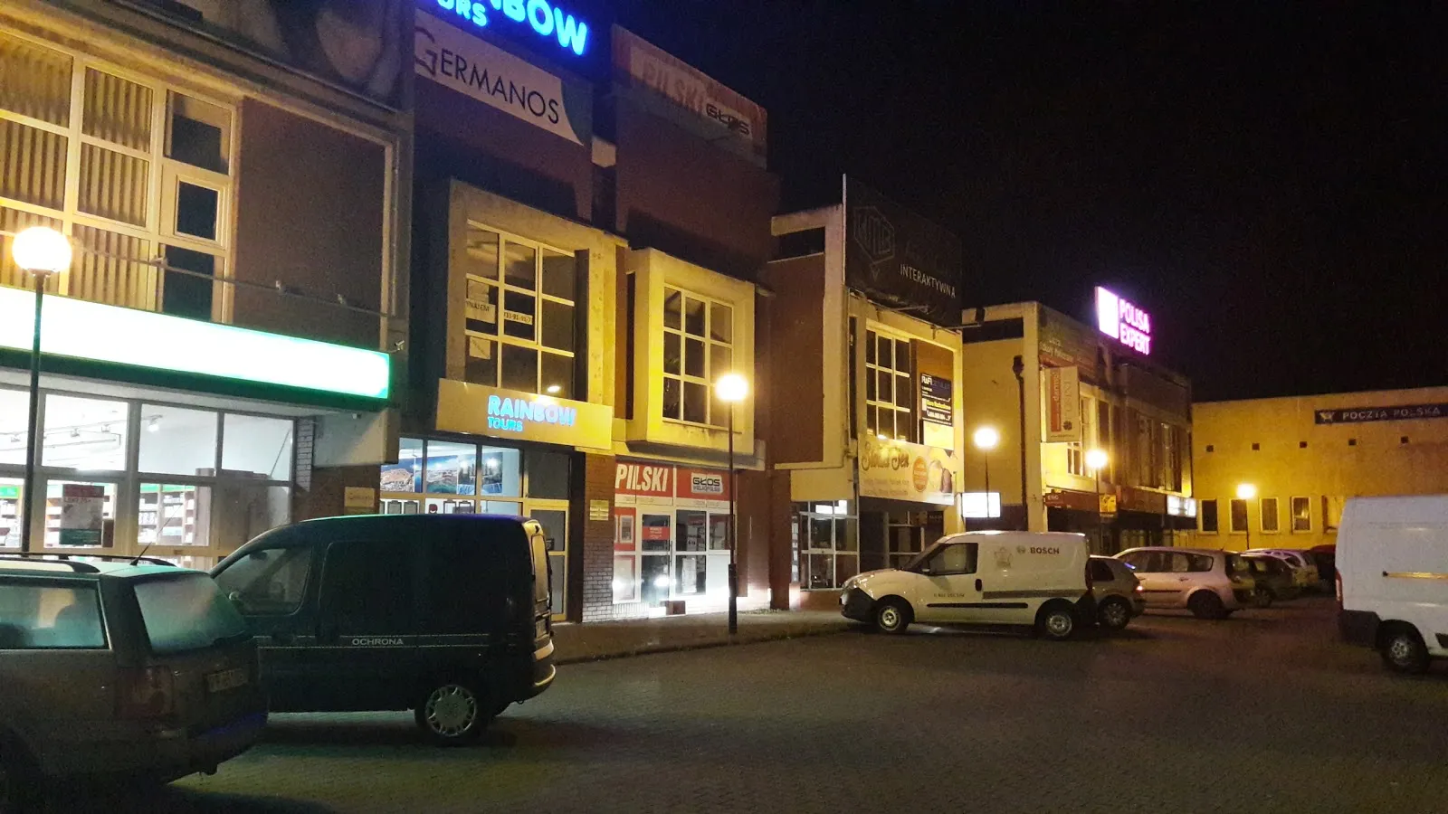 In addition to its in-store services, Apteka Sokal may also offer online ordering and delivery options for added convenience. Overall, Apteka Sokal is a trusted pharmacy in Piła that strives to provide excellent healthcare services and products to its customers. Description by ChatGPT.