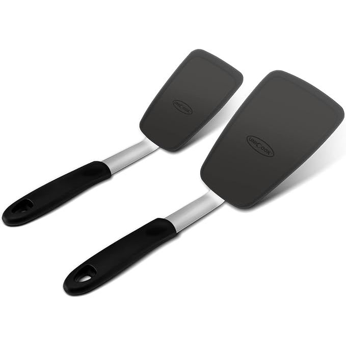 Enhance your cooking experience with the Unicook 2 Pack Flexible Silicone Spatula, perfect for flipping and turning a variety of foods with precision and ease. Crafted from high-quality silicone, these spatulas are heat resistant up to 600°F, ensuring safe usage in any cooking condition.