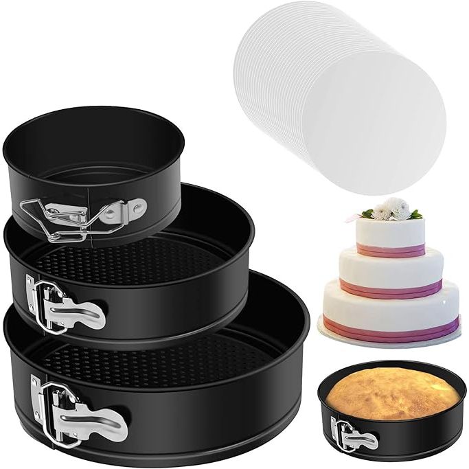 Experience hassle-free baking with the MASSUGAR Springform Cake Pan Set. This set includes three nonstick, leakproof round pans in varying sizes - 4 inch, 7 inch, and 9 inch - perfect for baking cheesecakes and more.