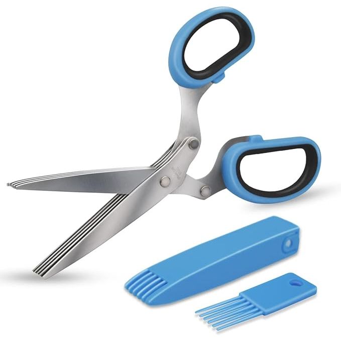 Upgrade your kitchen tool collection with the 5 Blade Herb Scissors Kitchen Herbs Shears Cutter Set. This versatile cutting tool is perfect for effortlessly chopping herbs like cilantro, chives, and parsley with its five stainless steel blades.