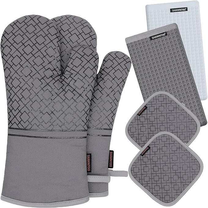 Upgrade your kitchen essentials with this convenient 6-piece kitchen set that includes 2 oven mitts, 2 pot holders, and 2 kitchen towels. Made from high-quality materials, these oven mitts and pot holders are heat-resistant up to 550 degrees Fahrenheit, providing maximum protection when handling hot cookware.