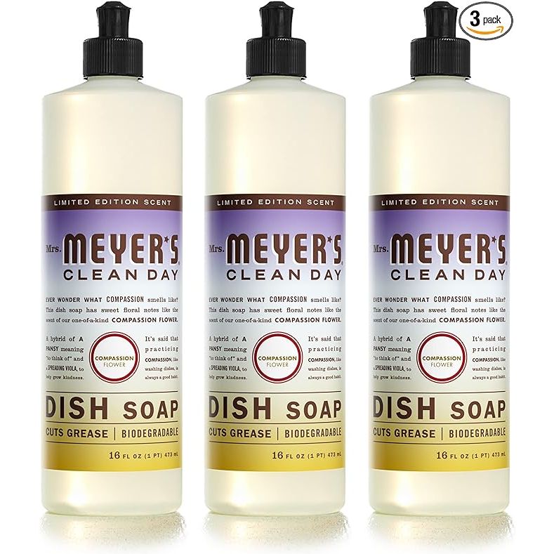 Experience the harmonious blend of efficiency and nature with MRS. MEYER'S CLEAN DAY Liquid Dish Soap. Crafted from the essence of plant-derived ingredients, this eco-conscious dish soap delivers a potent clean while embodying environmental stewardship.