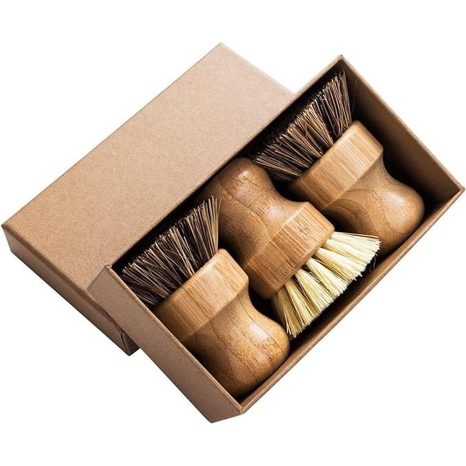 Enhance your kitchen cleaning experience with the Palm Pot Brush Bamboo Round – your eco-conscious companion for spotless pots, pans, and vegetables. In this pack of three mini dish brushes, you're armed with sustainably crafted tools featuring a robust blend of union and tampico fiber bristles.