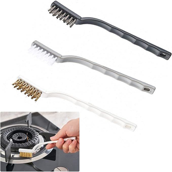 Experience the ultimate kitchen cleaning solution with the ORIJOYNA 3-Piece Scrub Brush Set, explicitly engineered to combat the most challenging stains and buildup. Each set comes complete with specifically designed brushes, including stainless steel for heavy-duty grime, brass for pesky rust, and gentle nylon for those more delicate surfaces.