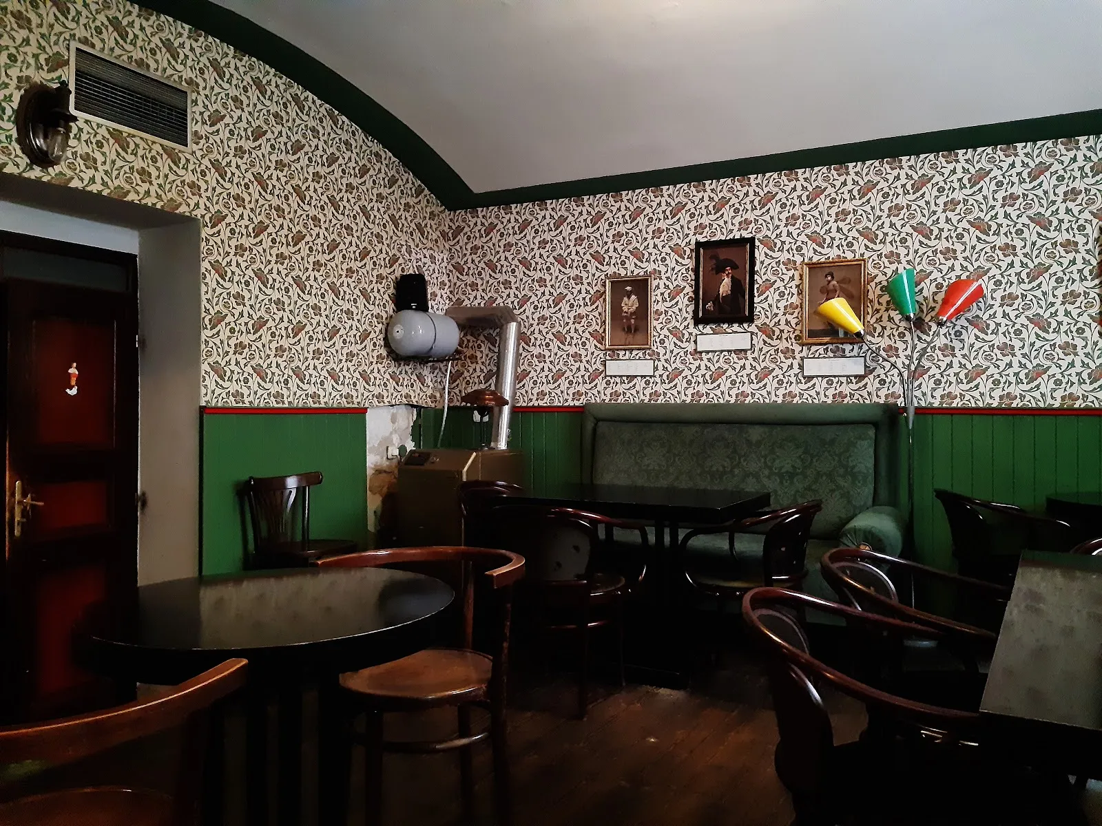 The ambiance of Café Sladkovský is often described as having a hipster charm, with decor that nods to old-timey aesthetics, creating a lively yet cozy dining experience that invites guests to linger. While the atmosphere is usually buzzing with positivity, some visitors mention the need for a touch-up in cleanliness in areas like the tables and restrooms.