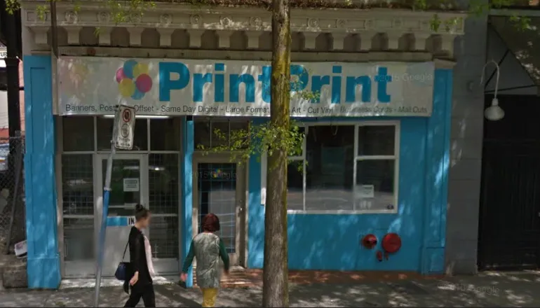 PrintPrint has established itself as a premier choice among convention artists and businesses alike, fostering a reputation for exceptional quality and customer service in the world of commercial printing. With a dedicated team highlighted by the notably professional and kind Kirin, PrintPrint is lauded for providing a highly accommodating experience for both seasoned clients and printing novices.